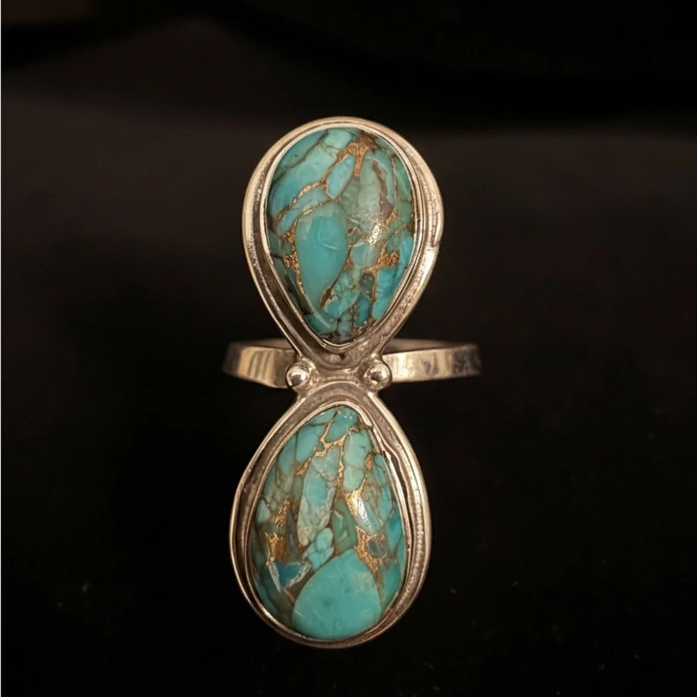 Turquoise‎ and sterling Silver Statement Ring